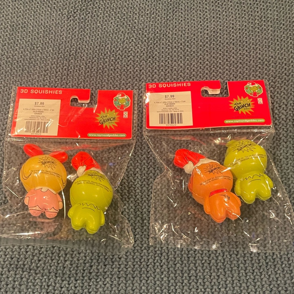 Grinch 3D Squishies. New.  Fast shipping.  2 Grinch, 1 Max, 1 Cindy Loo.